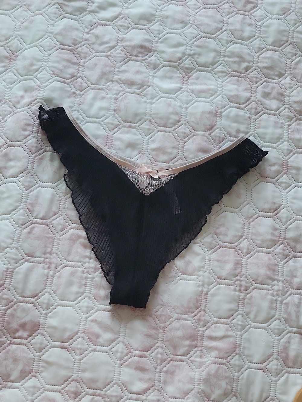 Victoria's Secret Black Sheer Lace-Trim Bikini Briefs with Blush Waistband